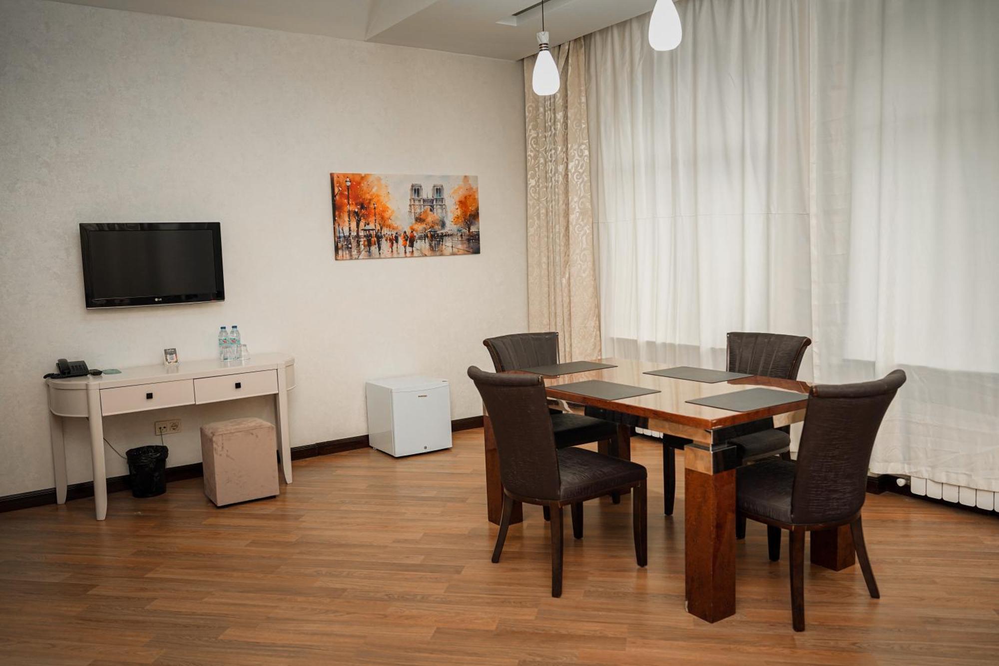 Safran Hotel Baku Exterior photo