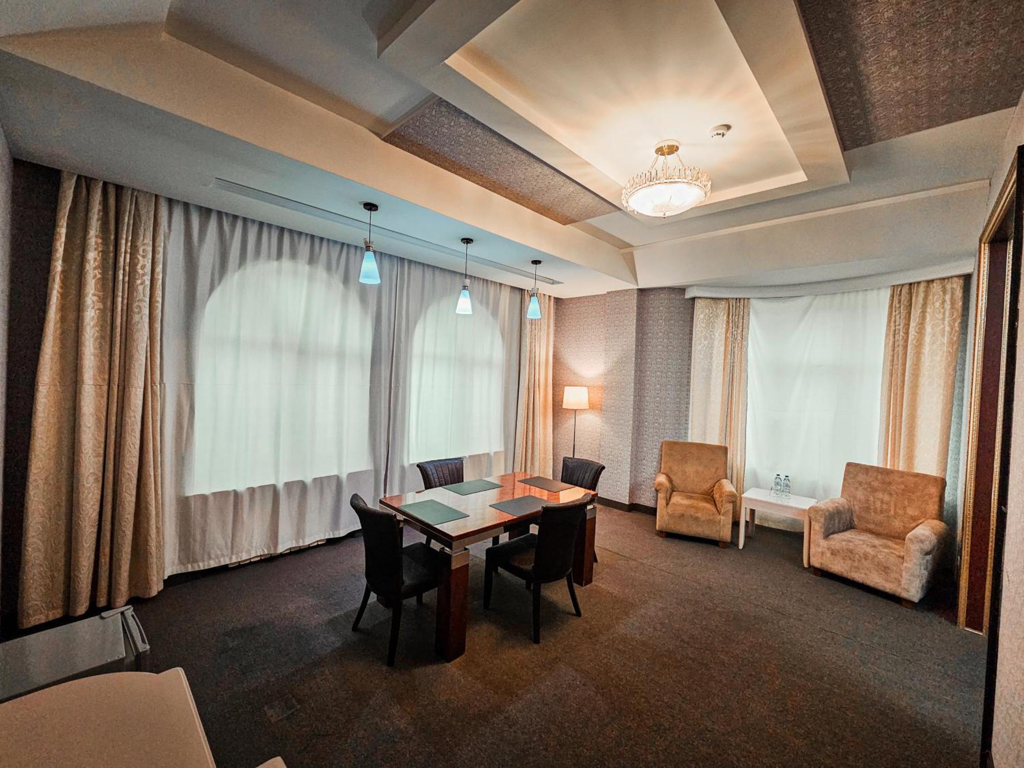 Safran Hotel Baku Exterior photo